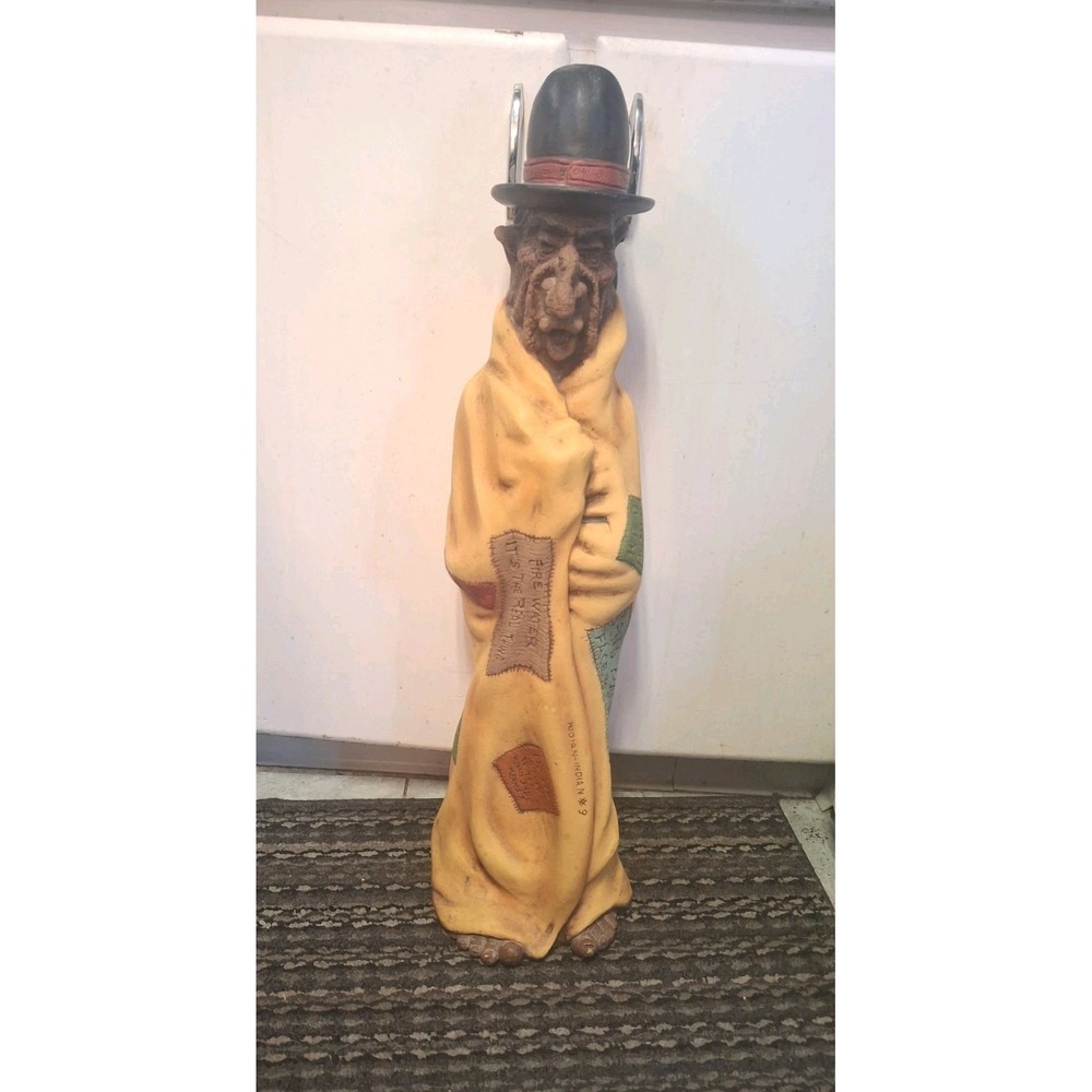 Vintage Universal Statuary Corp Native American Chief Sculpture 1973 31 Inch